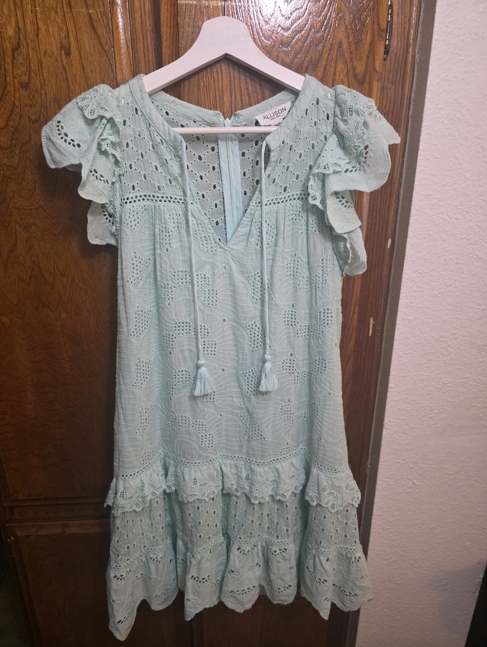 Allison NY Lucia Dress in green. Size XS/TP - Picture 3 of 5